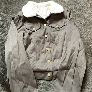 Black button up jacked fluffy inside